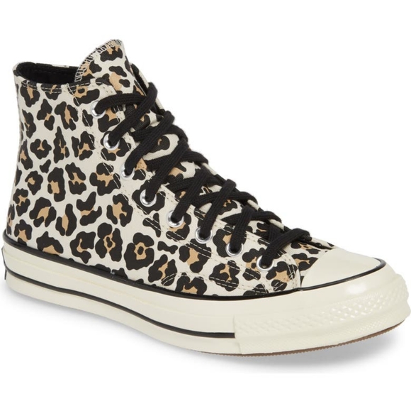Converse Chuck Taylor All Star High Top Sneaker nb